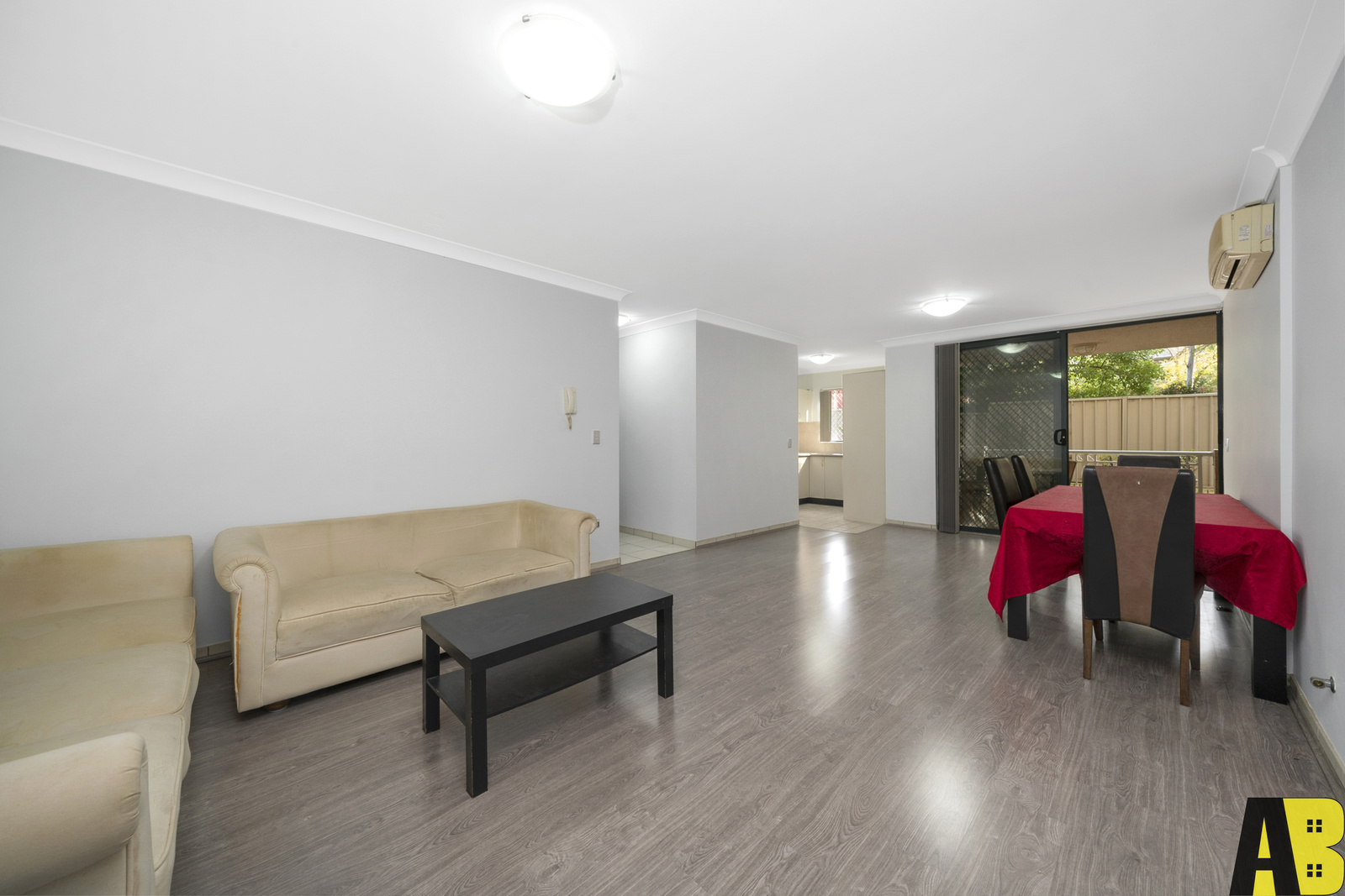 6/10 Dalley Street, Harris Park - Thumbnail 2