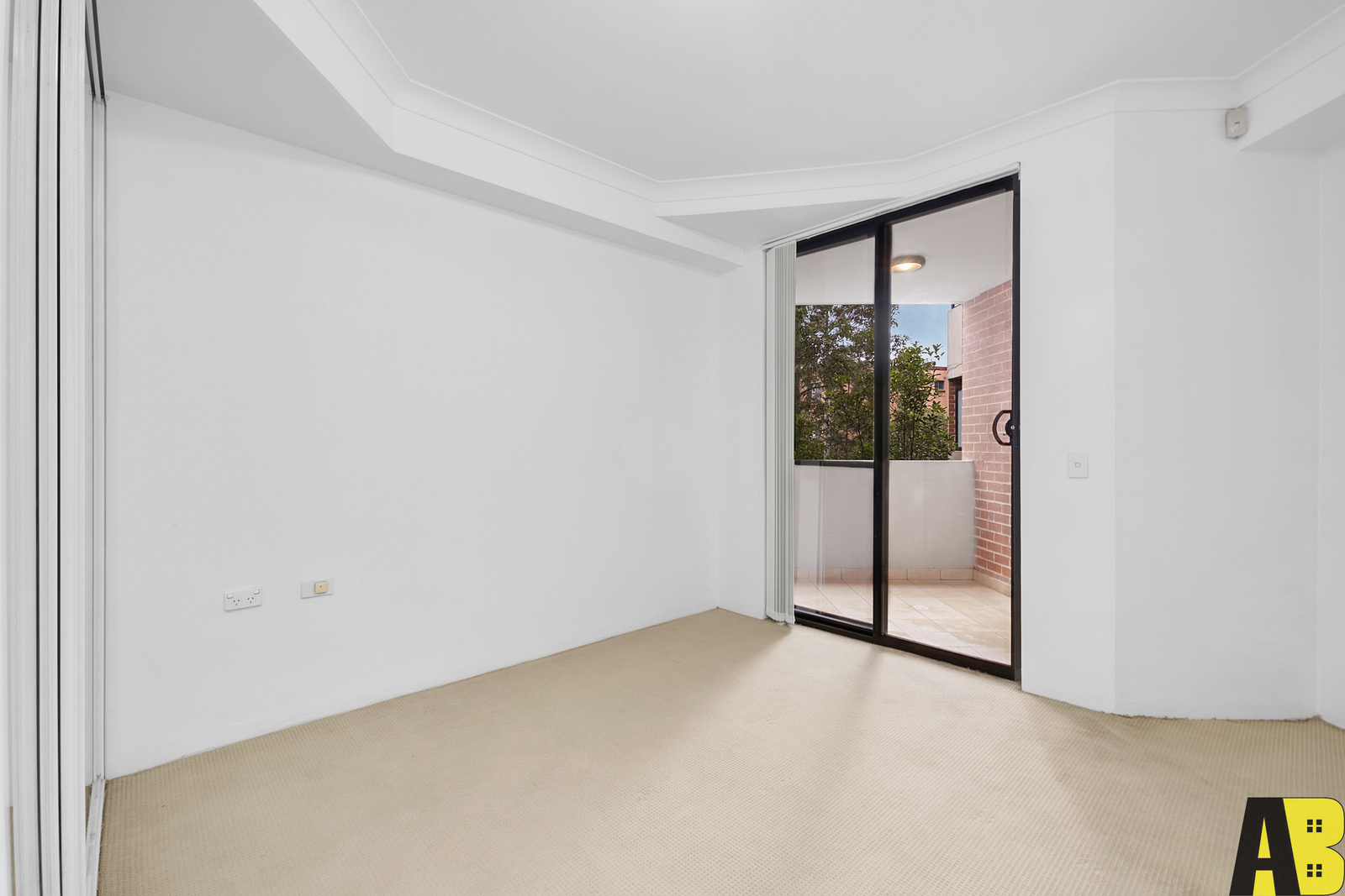 15/2-8 Kitchener Avenue, Regents Park - Thumbnail 4
