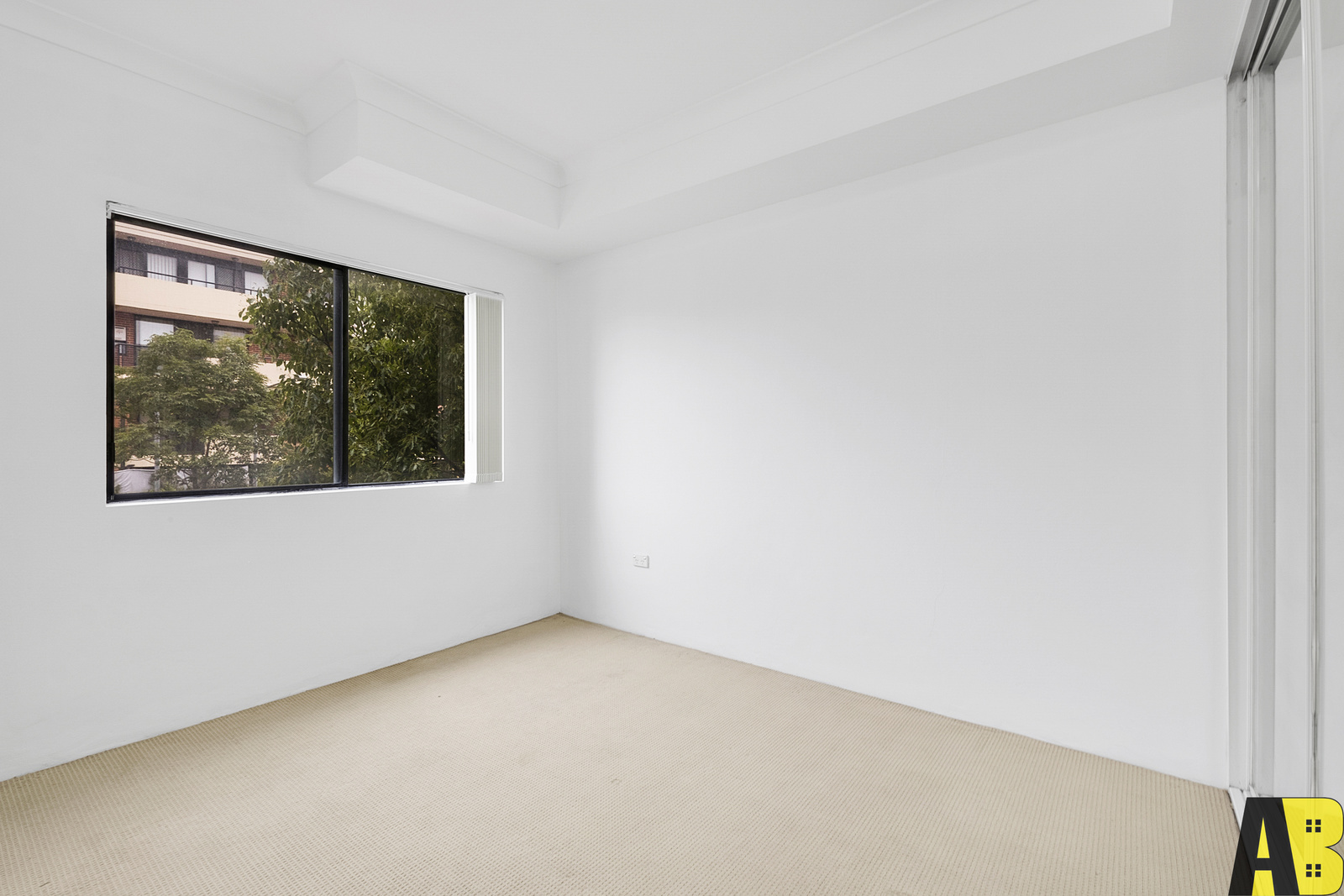 15/2-8 Kitchener Avenue, Regents Park - Thumbnail 5