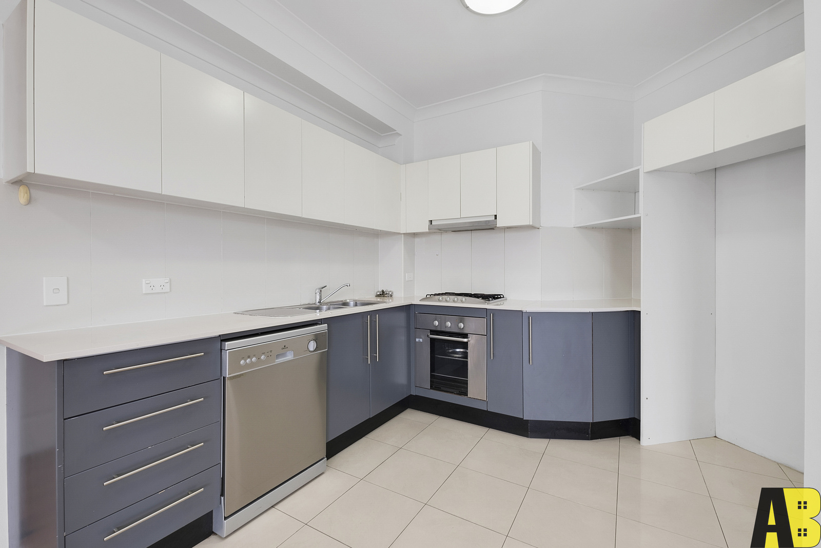 15/2-8 Kitchener Avenue, Regents Park - Thumbnail 7