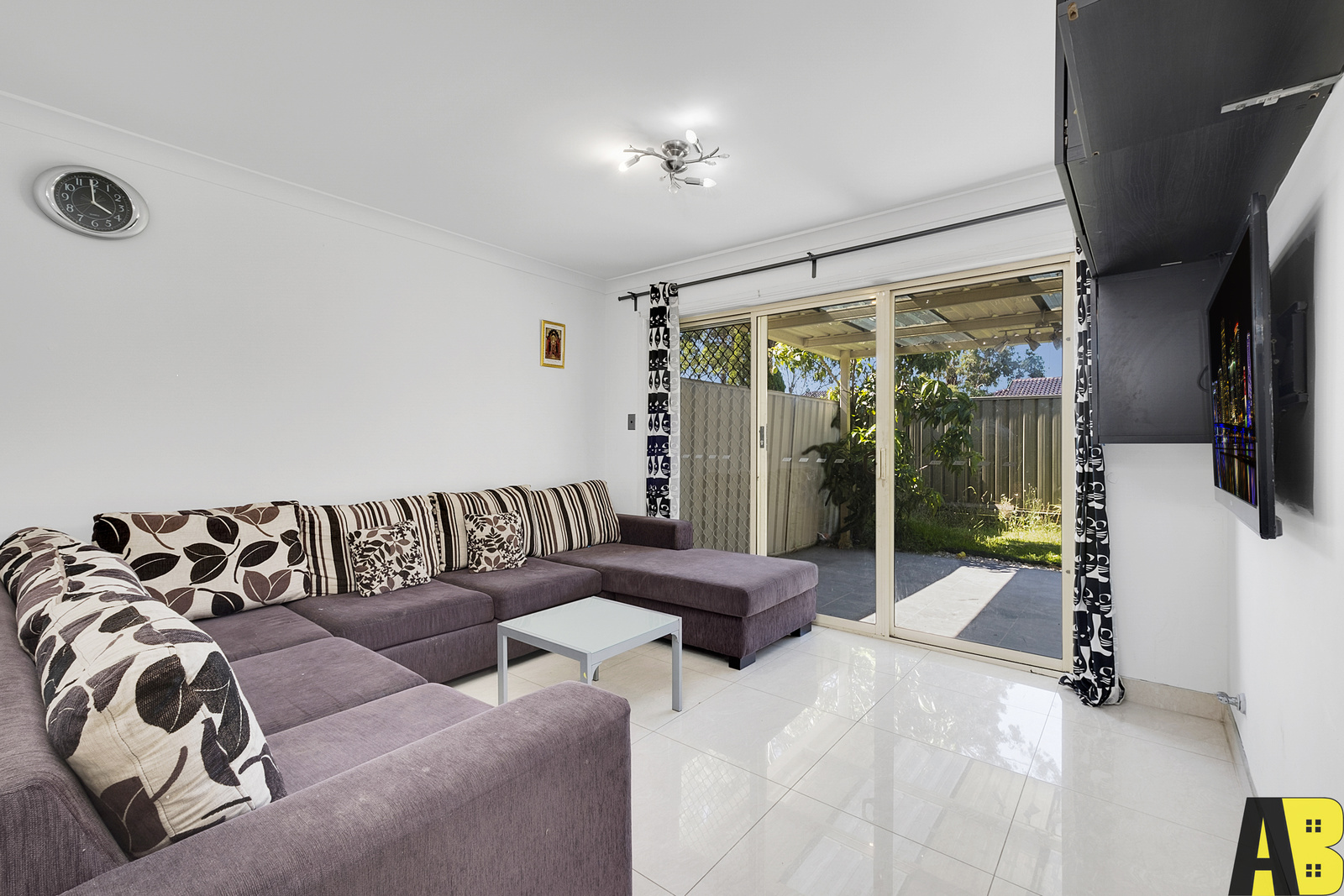 10/30 Hillcrest Road, Quakers Hill - Thumbnail 2