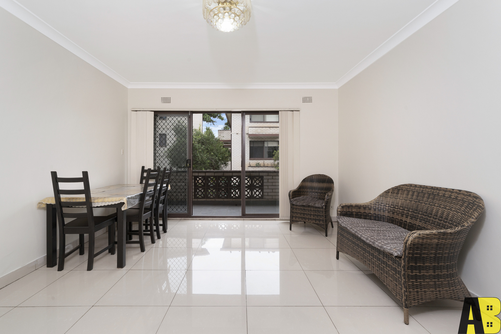9/28 Wigram Street, Harris Park - Thumbnail 2