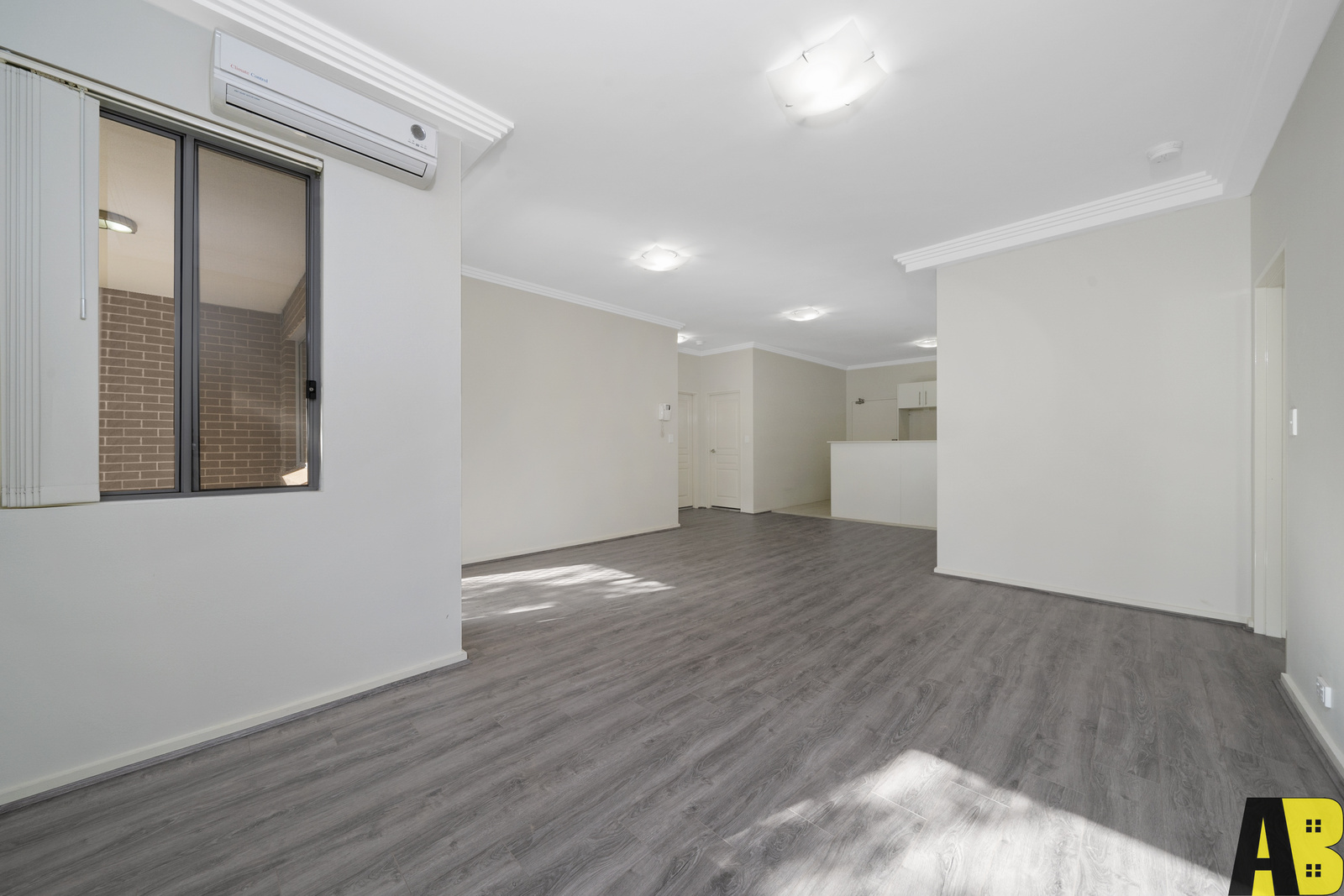 12/2 BRUCE STREET, Blacktown - Thumbnail 2