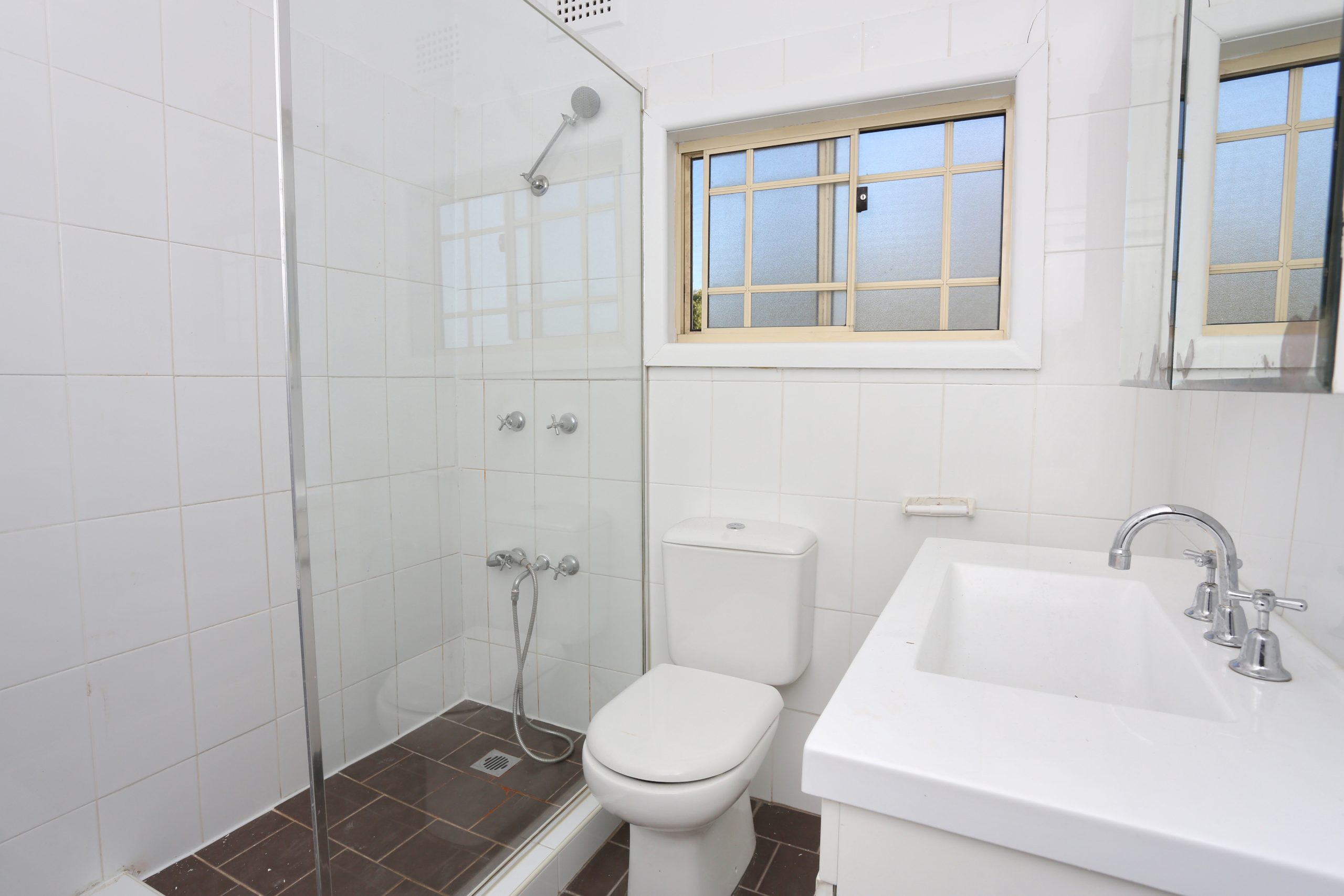 18 Chiltern Road, Guildford - Thumbnail 8