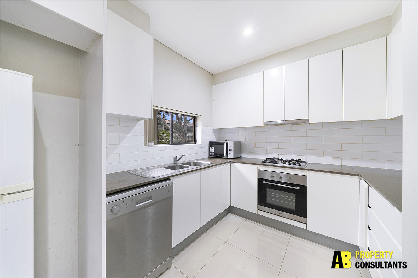 8/8 Wigram Street, Harris Park - Thumbnail 8