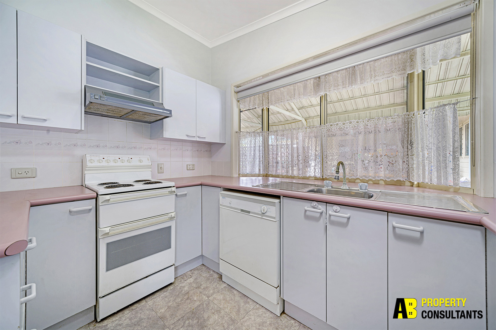 234 Captain Cook Drive, Willmot - Thumbnail 7
