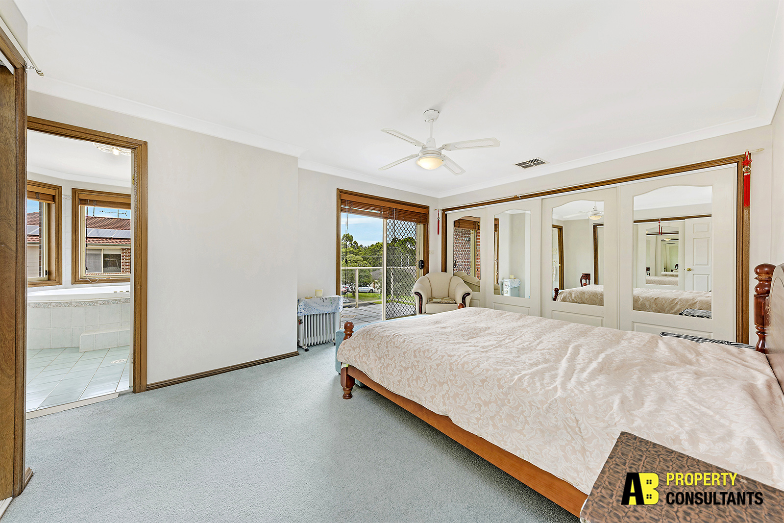 6 Banksia Close,, Kings Langley - Thumbnail 8