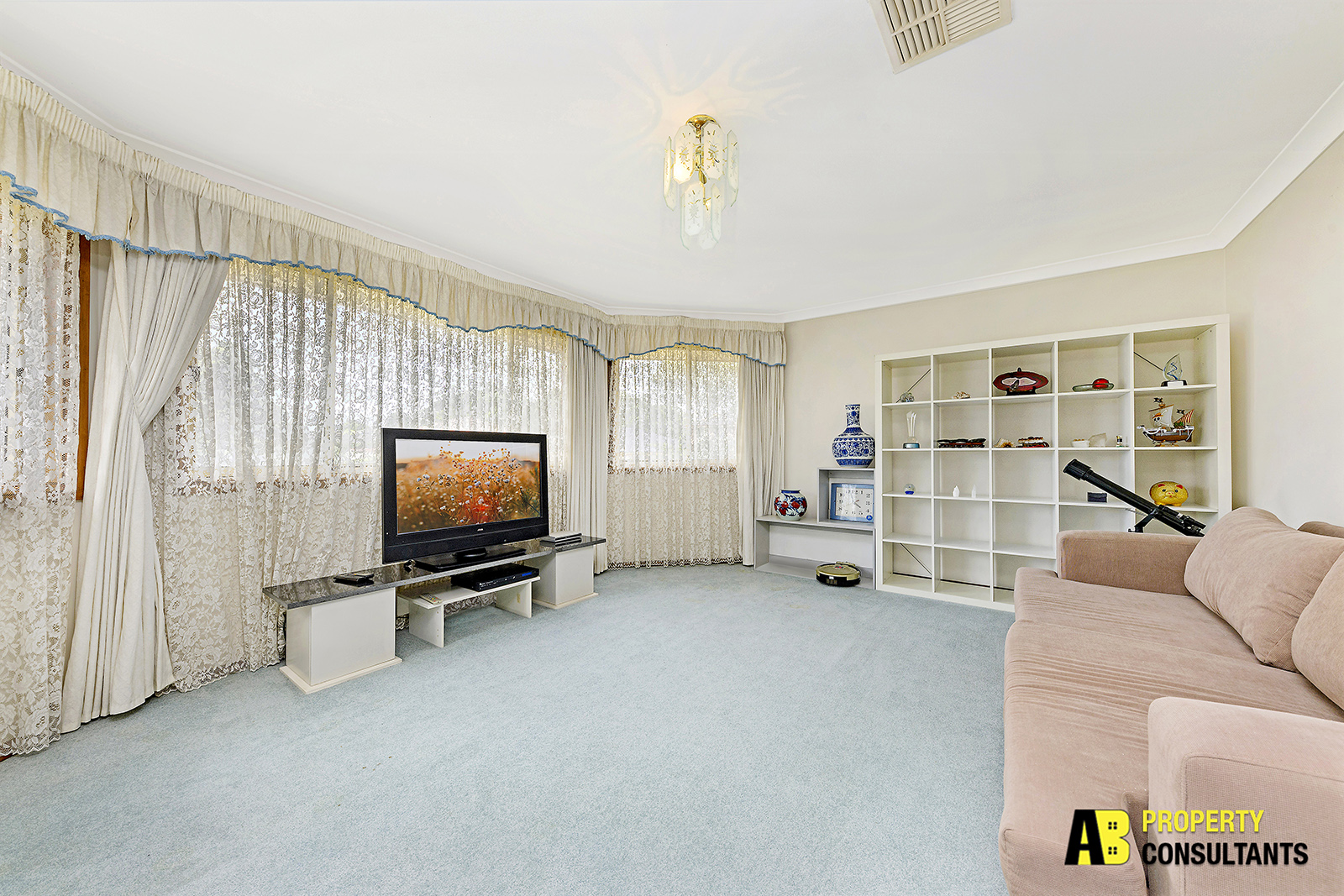 6 Banksia Close,, Kings Langley - Thumbnail 5