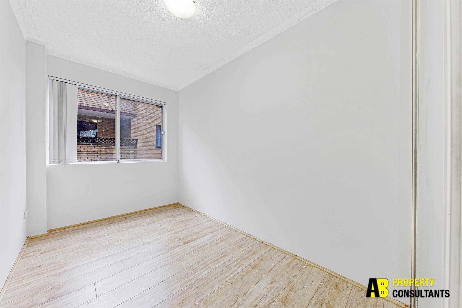 1/8 Allen Street, Harris Park - Thumbnail 3