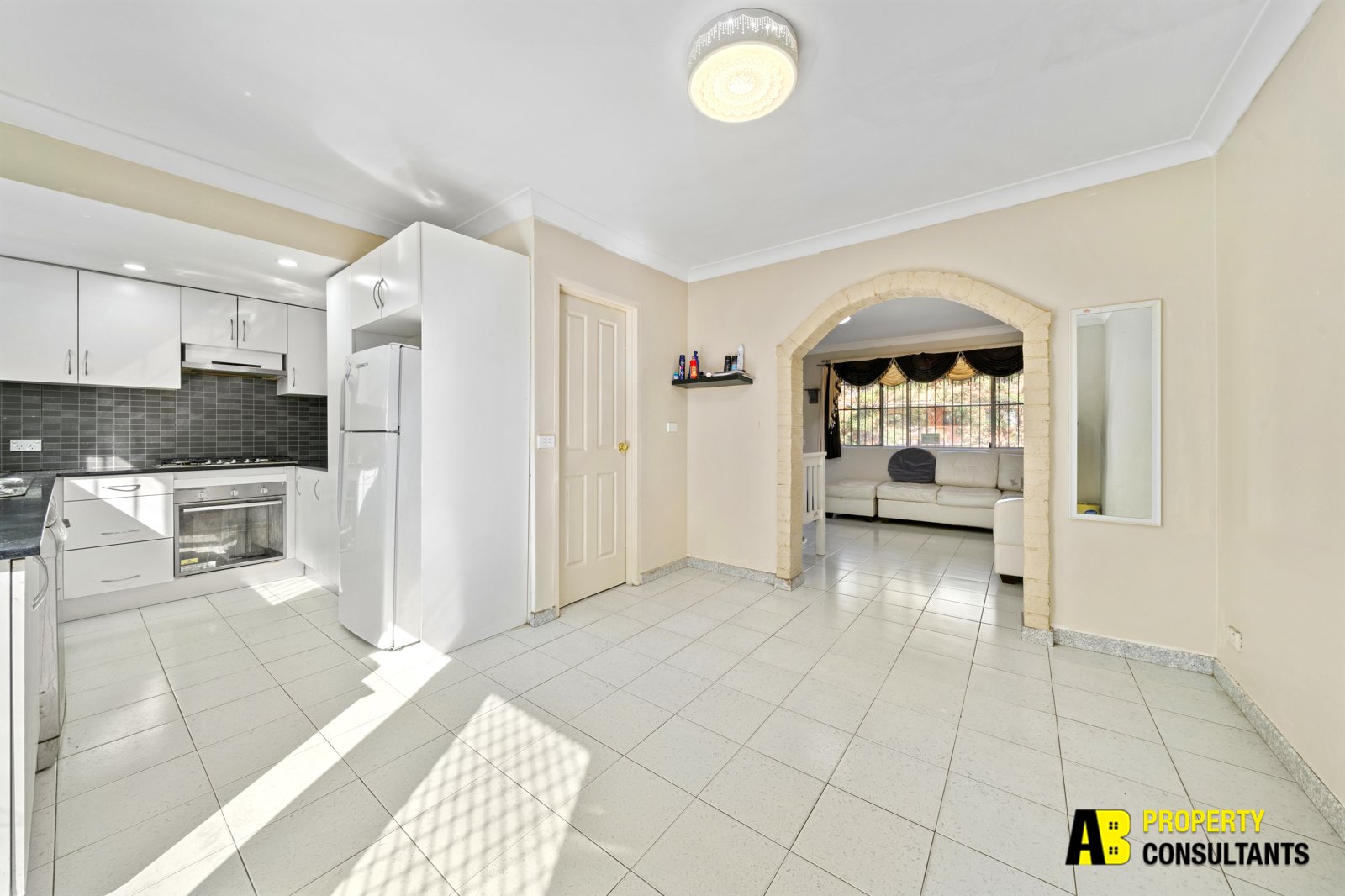 1/15 Wigram Street, Harris Park - Thumbnail 2