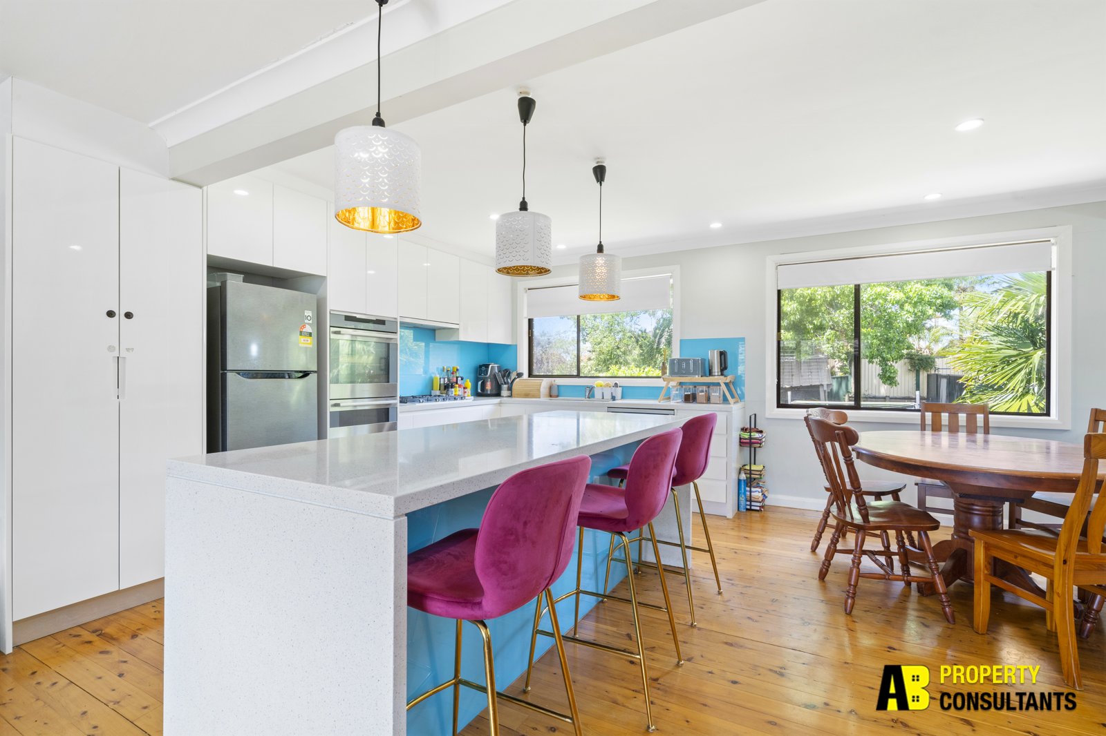 83 and 83A Whitby Road, Kings Langley - Thumbnail 4