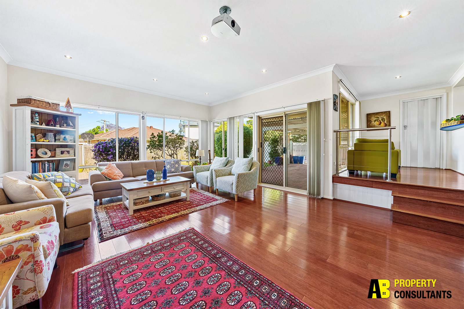 88 Columbia Road, Seven Hills - Thumbnail 2