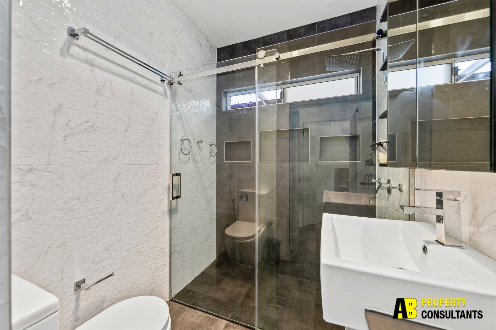 9 Funda Crescent, Lalor Park - Thumbnail 4