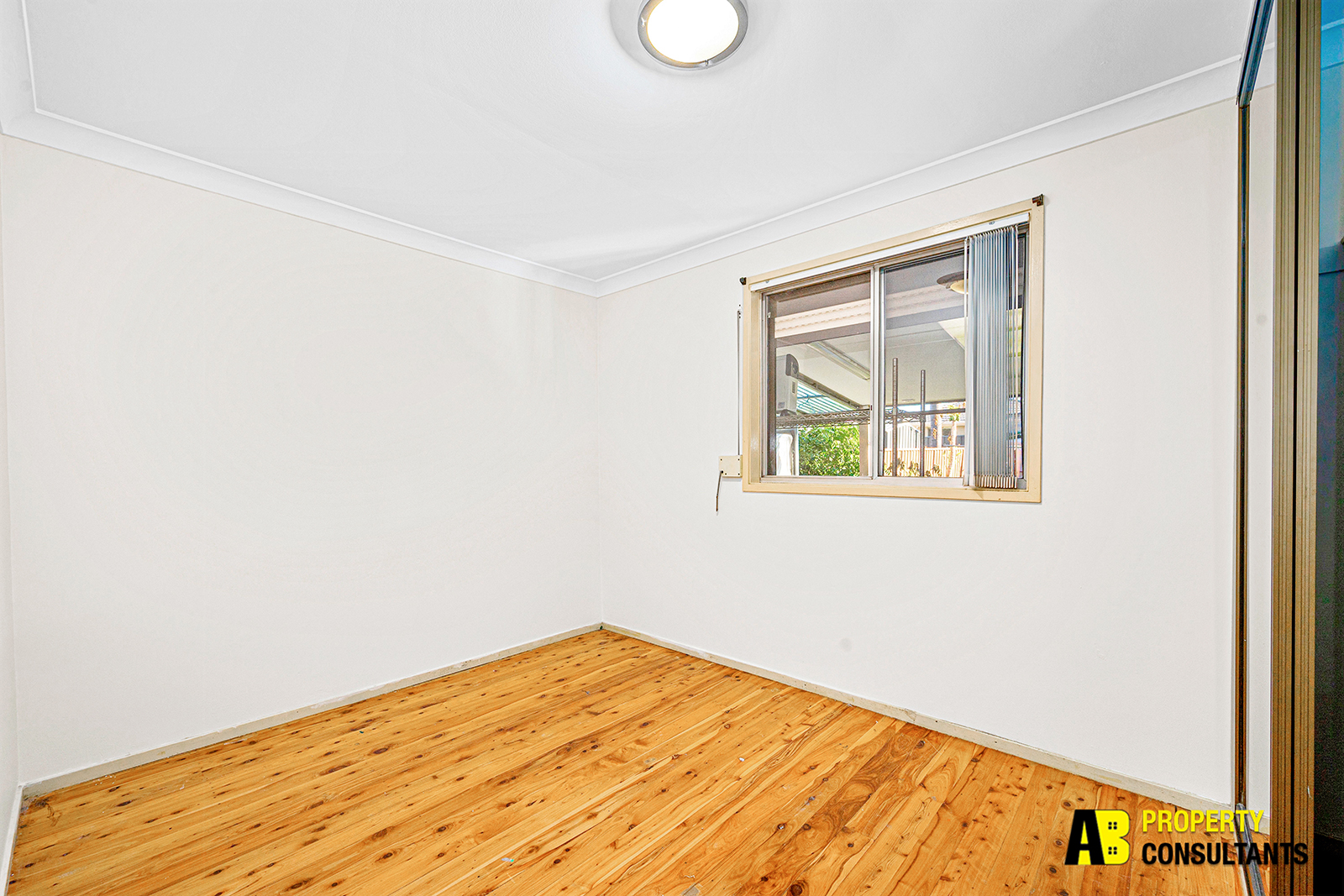 67 Roper Road, Colyton - Thumbnail 7