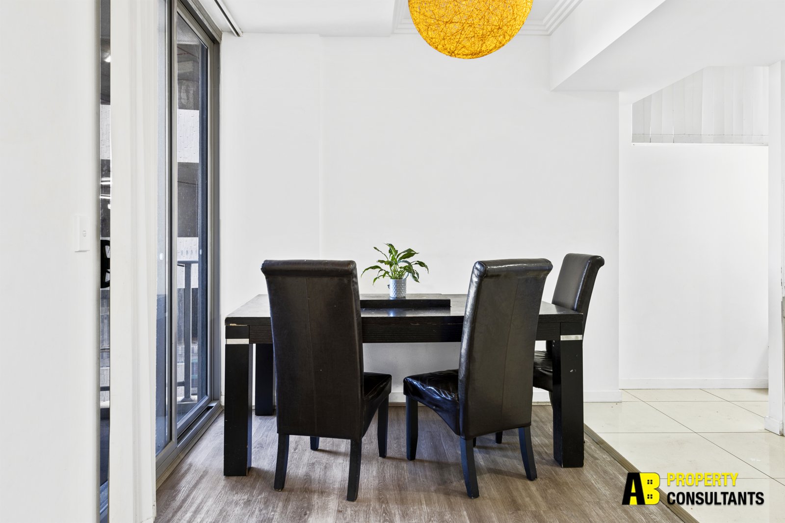 301/111 Wigram Street, Parramatta - Thumbnail 4