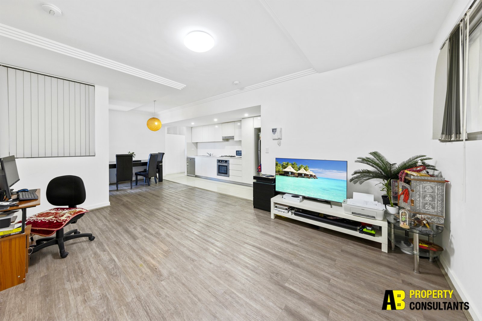 301/111 Wigram Street, Parramatta - Thumbnail 2