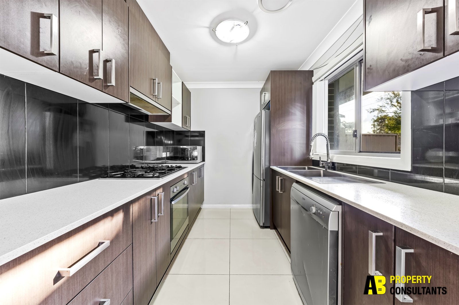 3/4-6 Ross Street, Seven Hills - Thumbnail 5