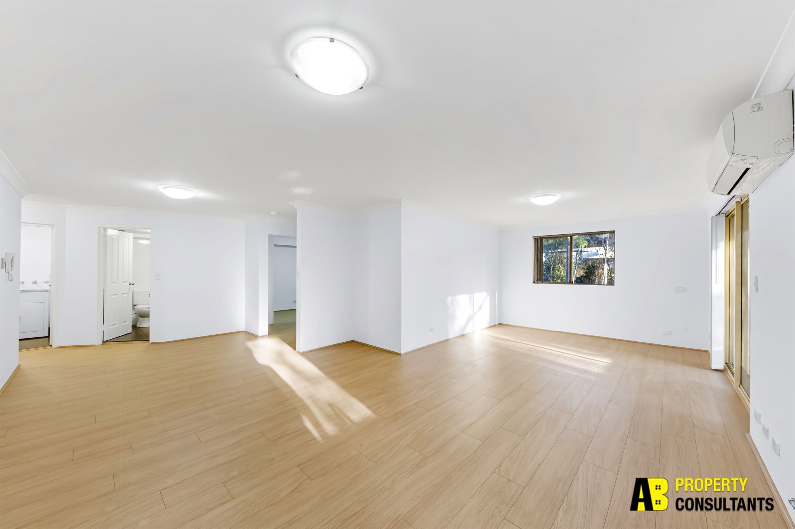 12/4-6 Wigram Street, Harris Park - Thumbnail 2