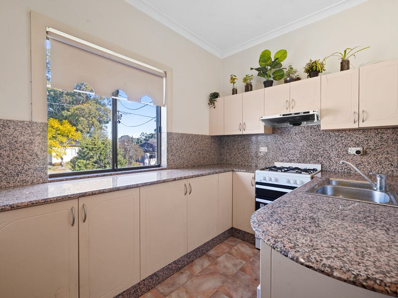 43 Barbara Boulevard, Seven Hills - Thumbnail 3