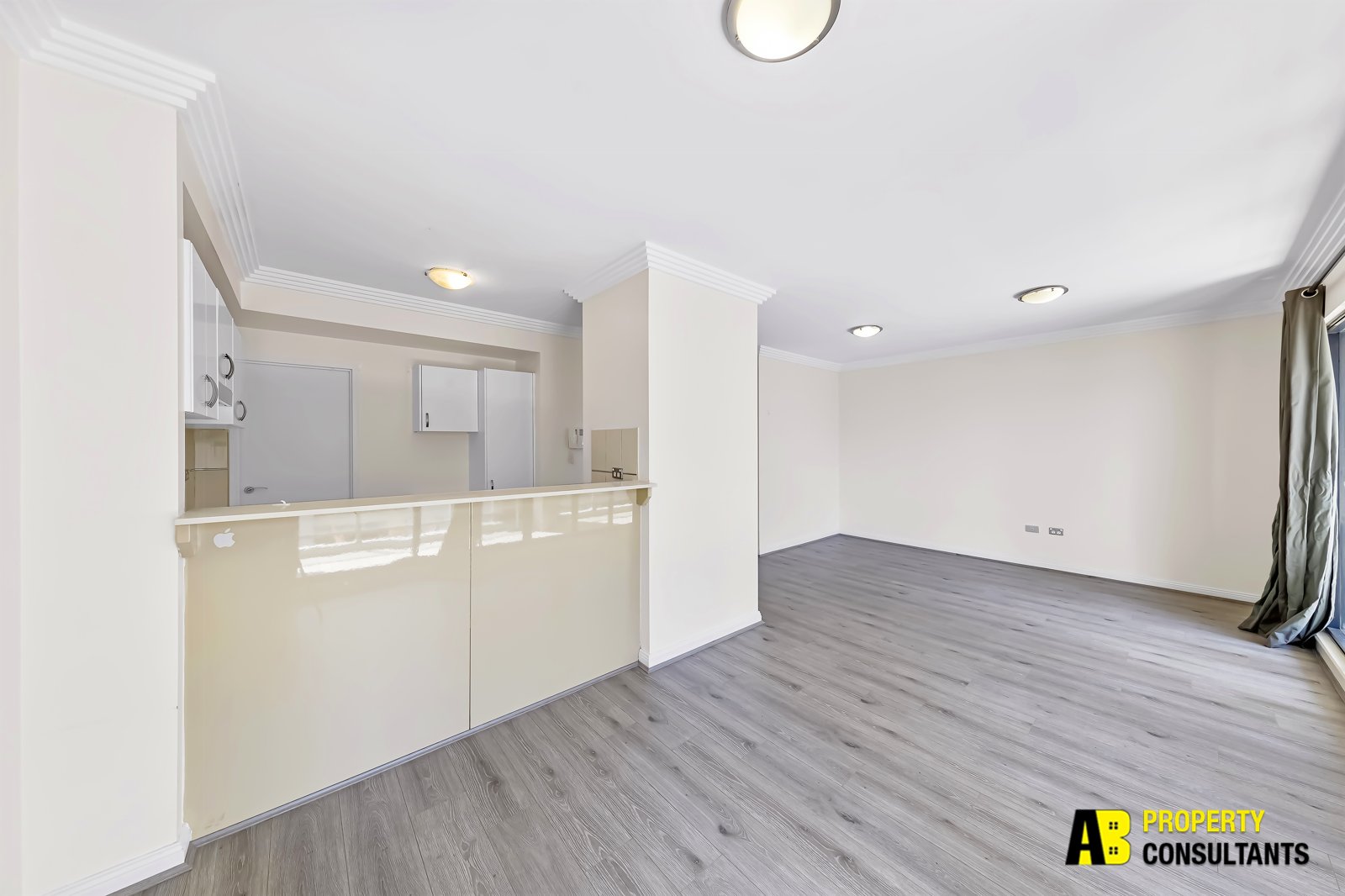 601/31-37 Hassall Street, Parramatta - Thumbnail 3