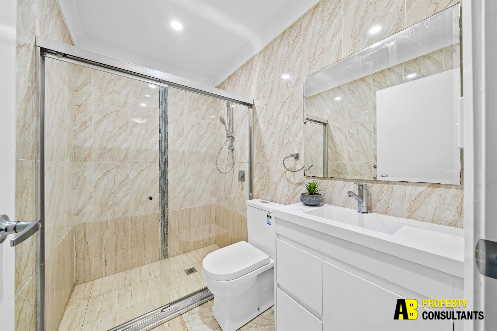 5/4-6 Ross Street, Seven Hills - Thumbnail 8