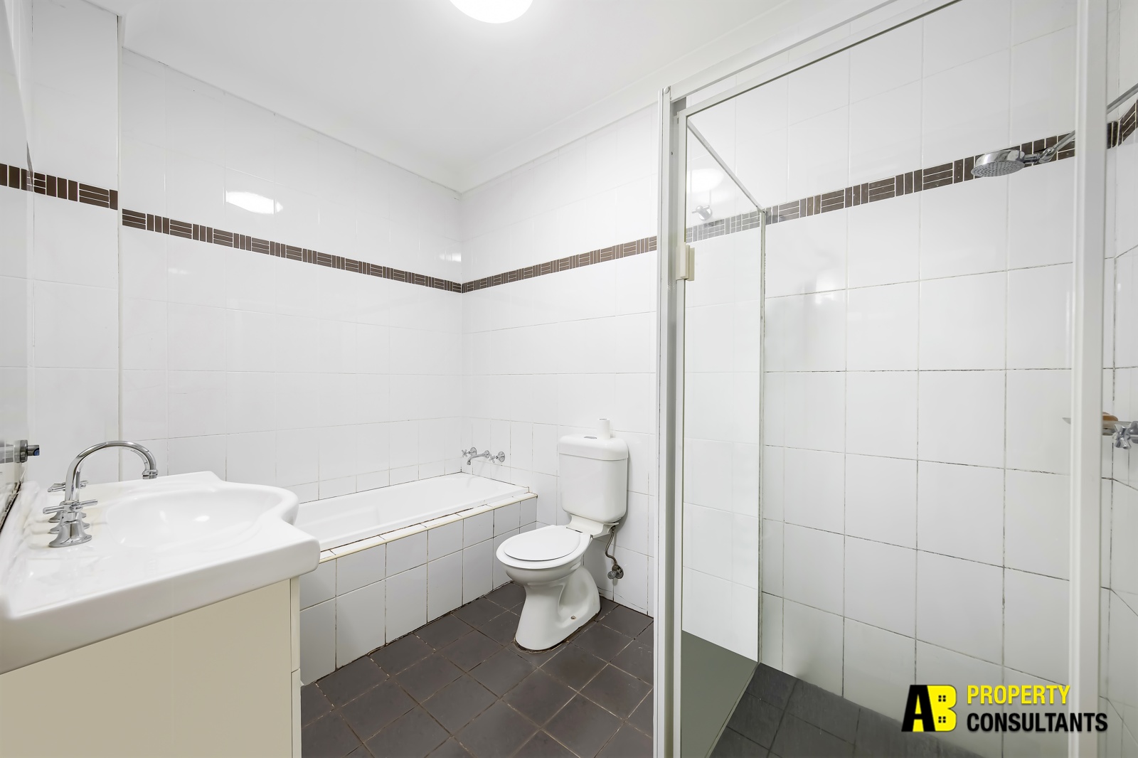 11/2-4 Reid Avenue, Westmead - Thumbnail 2