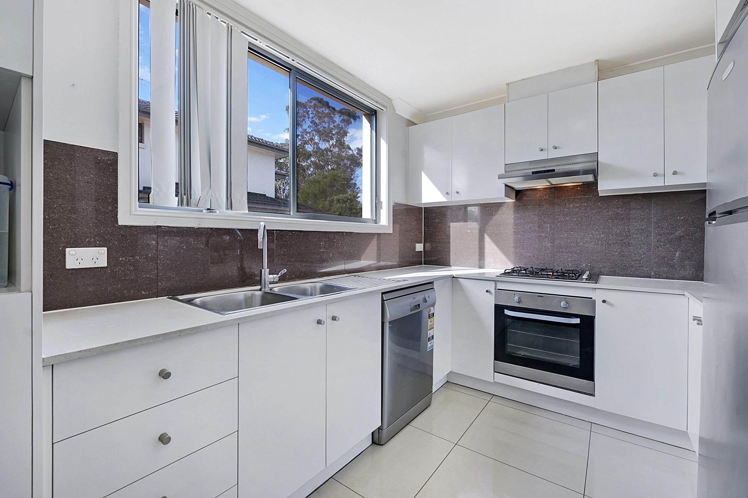 81B Newton Road, Blacktown - Thumbnail 5