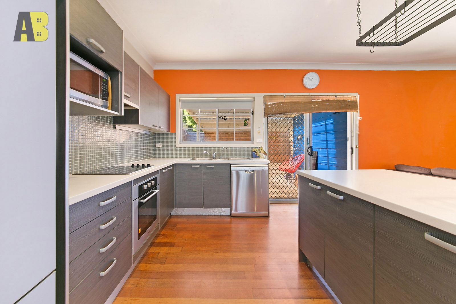 2 ALISON STREET, Seven Hills - Thumbnail 3