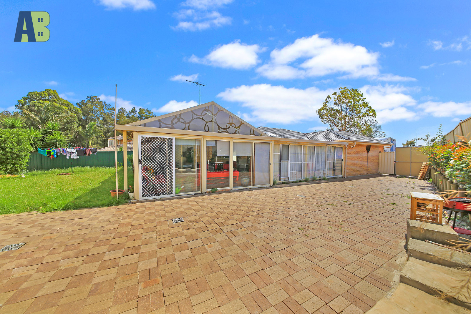 7 Sauvage Place, Doonside - Thumbnail 3