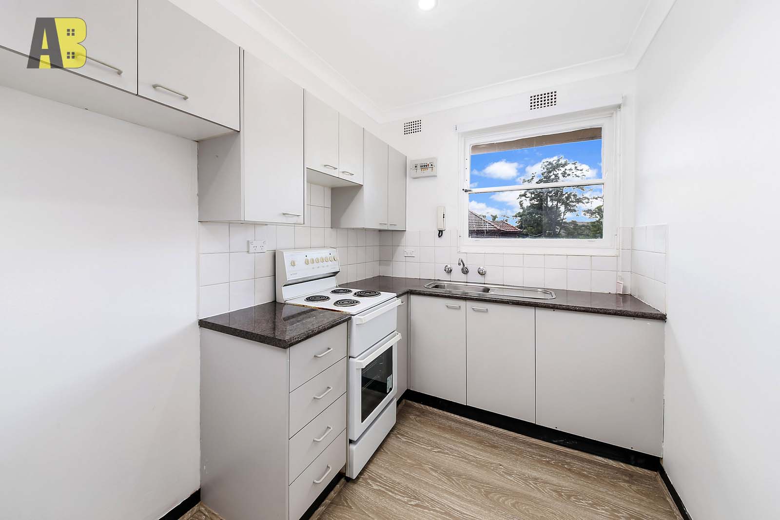 8/49 Harris Street, Harris Park - Thumbnail 4