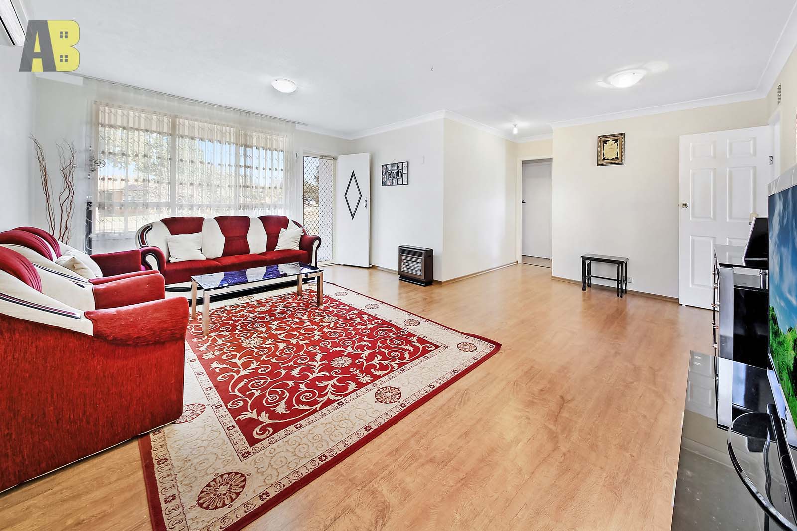 150 Lucretia Rd, Seven Hills - Thumbnail 2