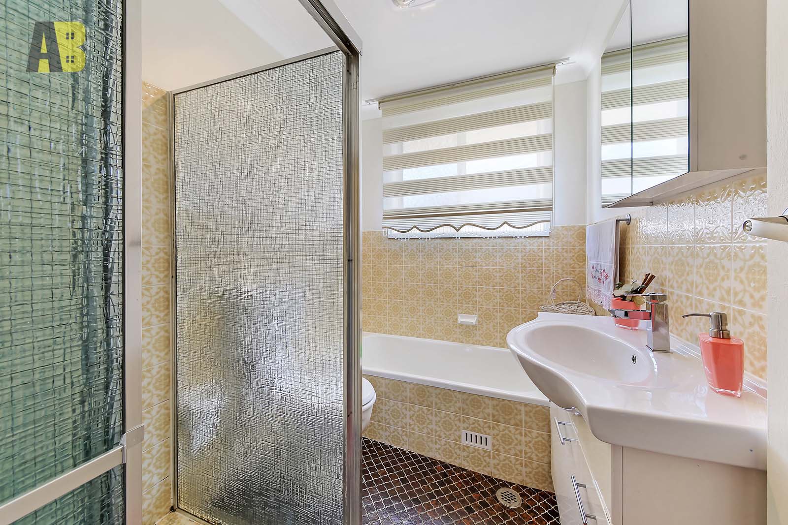 150 Lucretia Rd, Seven Hills - Thumbnail 7