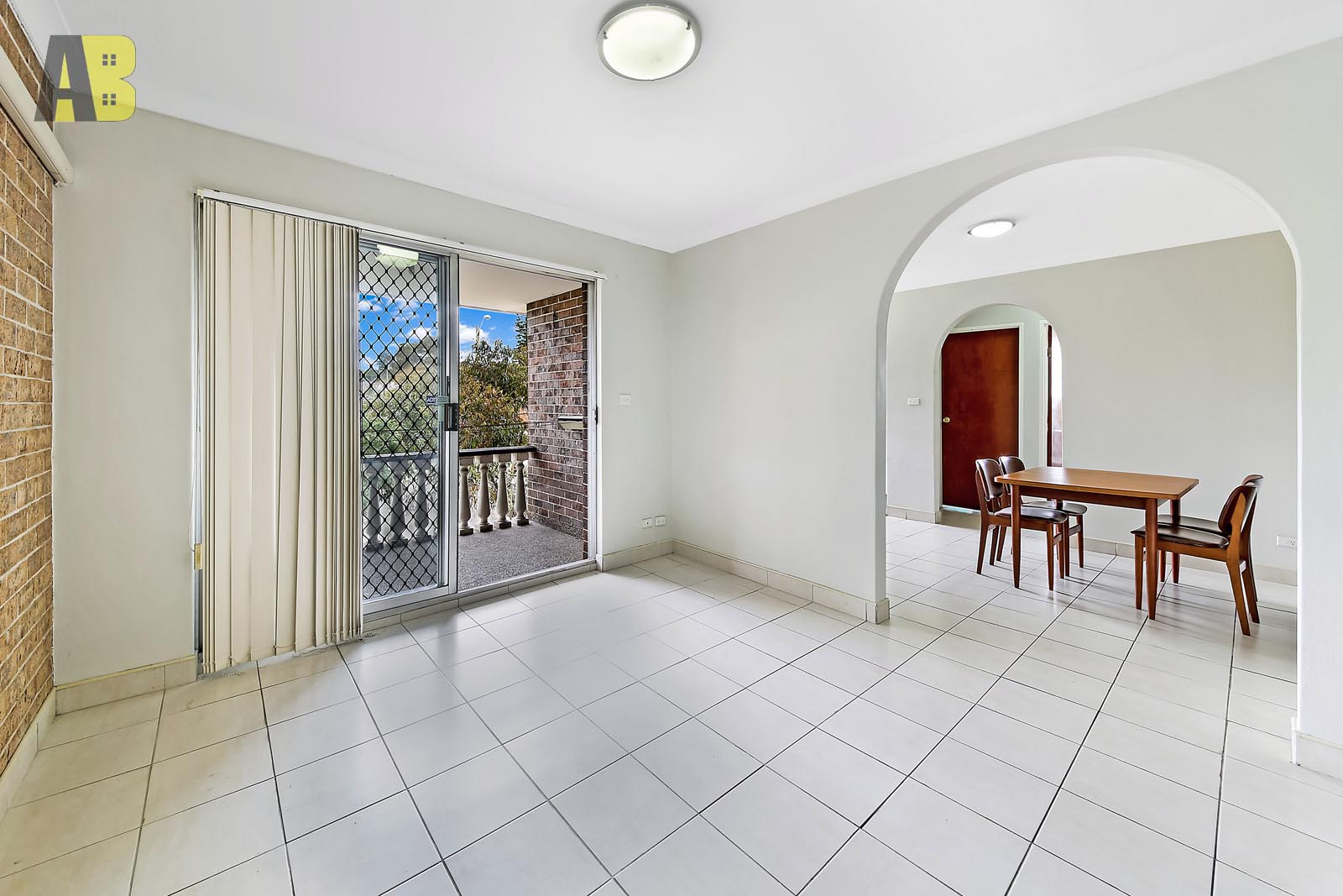 4/112 Harris Street, Harris Park - Thumbnail 3