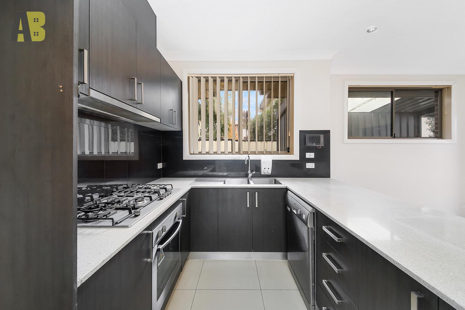 3/12 Dudley Avenue, Blacktown - Thumbnail 4