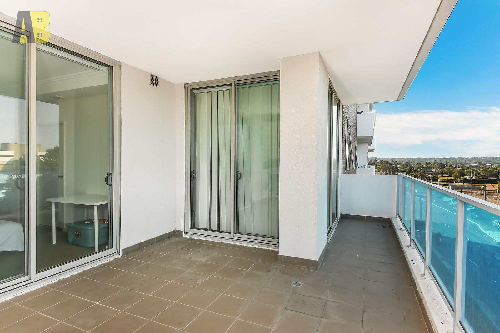 408/3-5 WESTON ST, Rosehill - Thumbnail 2