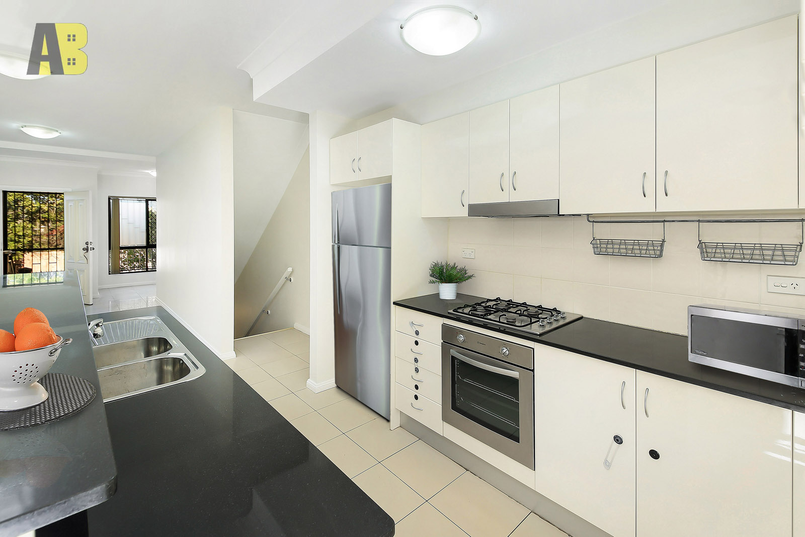 13/8-16 VIRGINIA STREET, Rosehill - Thumbnail 3