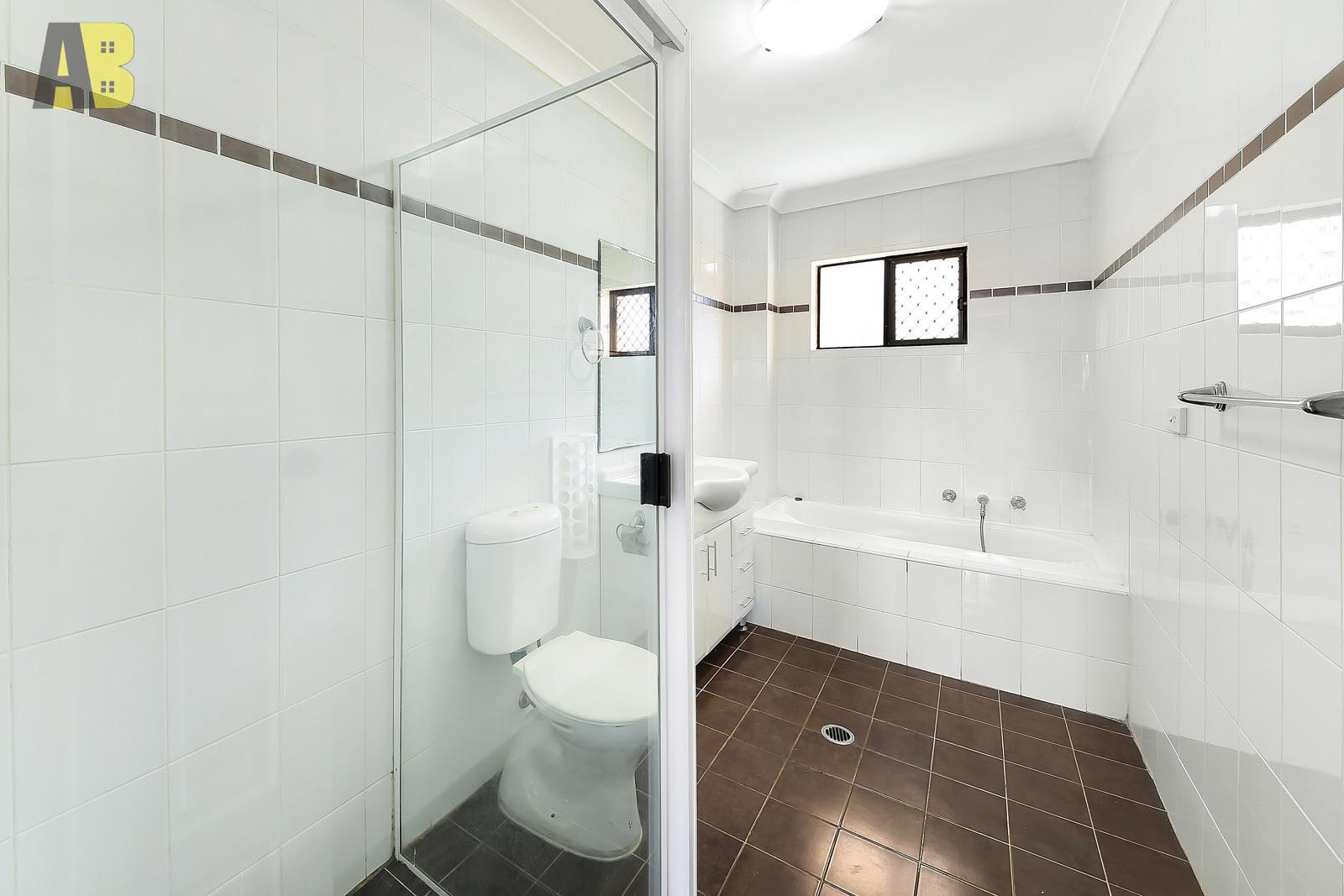 13/8-16 VIRGINIA STREET, Rosehill - Thumbnail 4