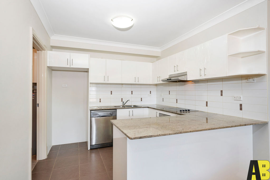 6/5-7 CORNELIA ROAD, Toongabbie - Thumbnail 2