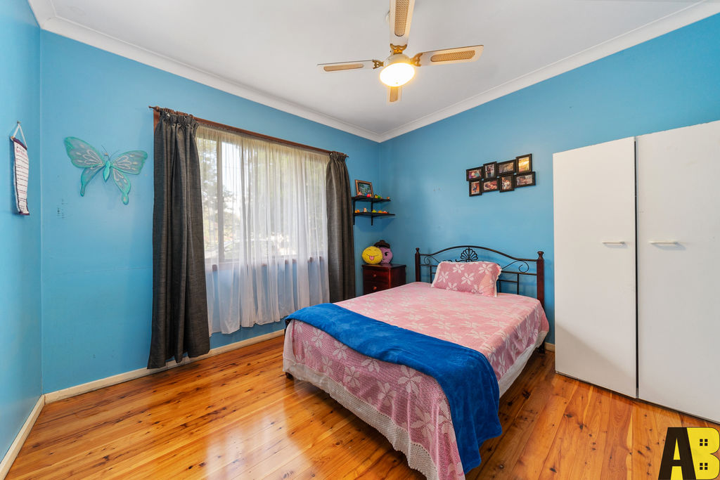 37 VALERIA STREET, Toongabbie - Thumbnail 6