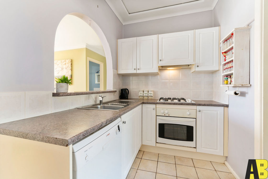 11 Derbyshire Avenue, Toongabbie - Thumbnail 7