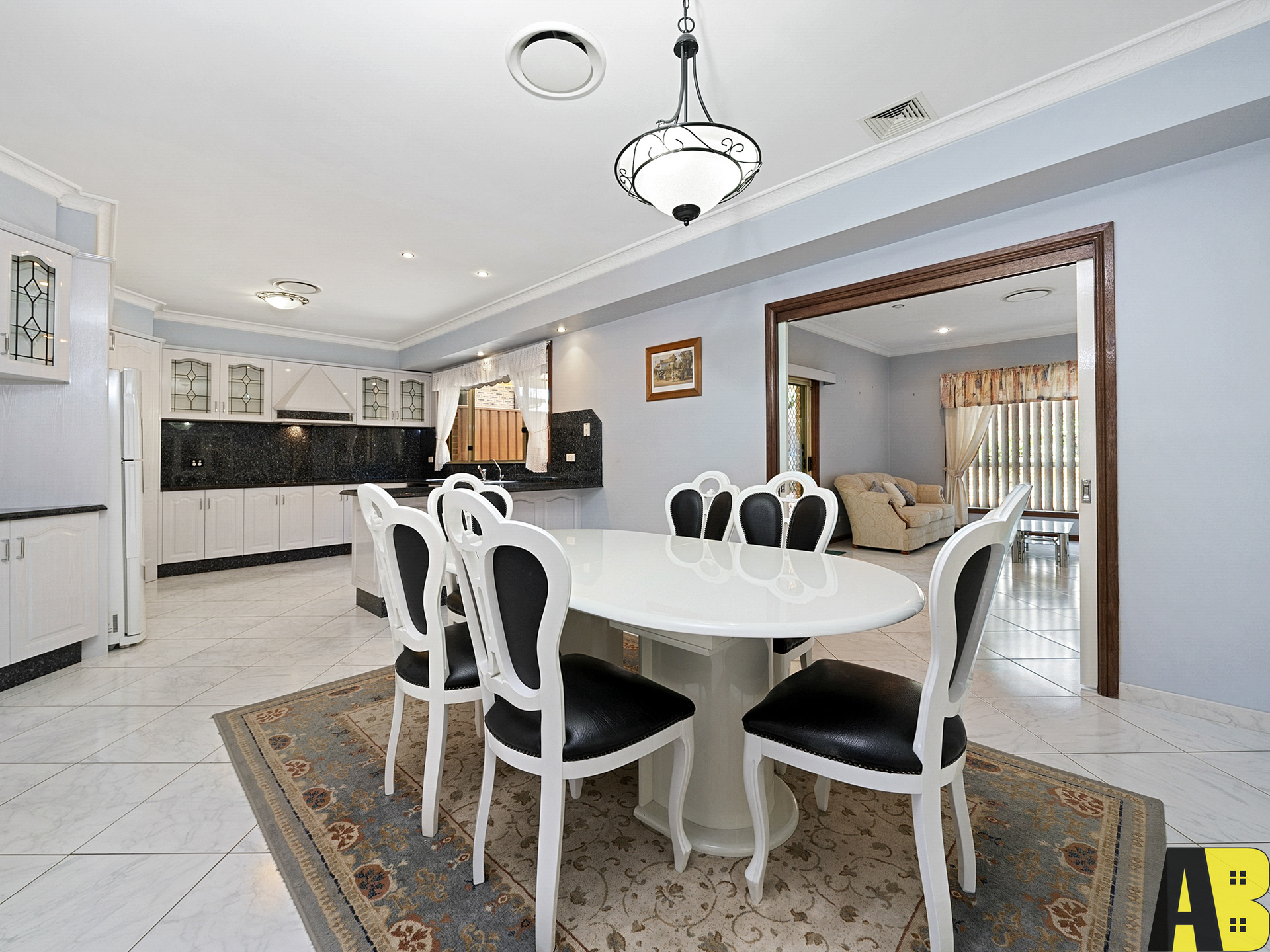 42 BRISTOL CCT, Blacktown - Thumbnail 3