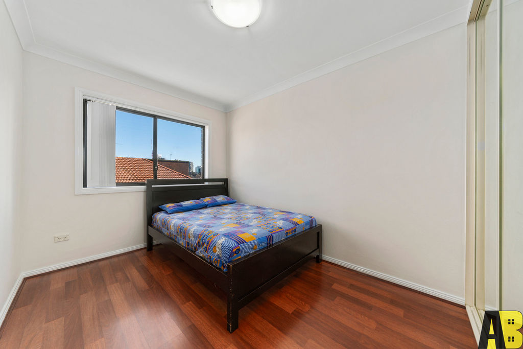 1/20 CROWN STREET, Harris Park - Thumbnail 3