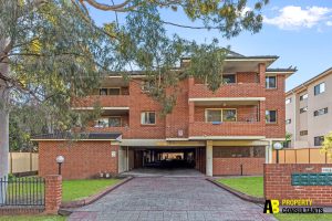16/4-6 Wigram Street, HARRIS PARK, NSW 2150